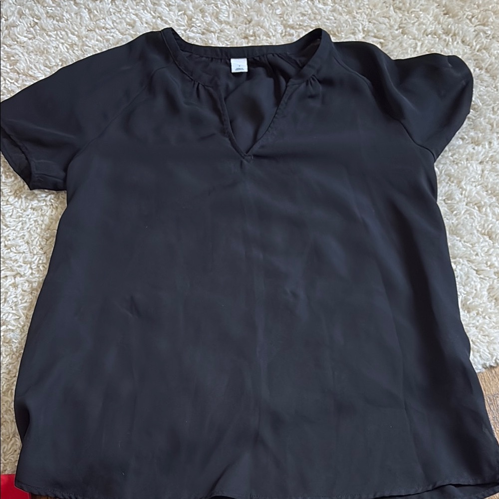 Sleek Black Short Sleeve Tee